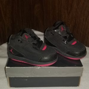 Toddler in original box Jordan after game blk shoe